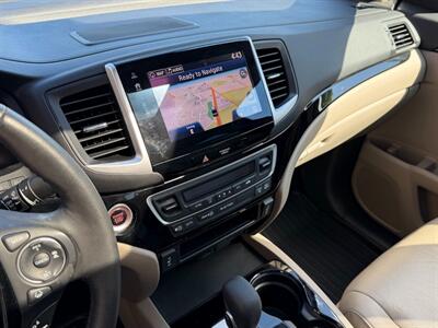 2017 Honda Ridgeline RTL-E   - Photo 4 - Frederick, MD 21702