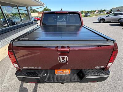 2017 Honda Ridgeline RTL-E   - Photo 2 - Frederick, MD 21702