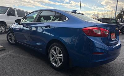 2017 Chevrolet Cruze LT Auto - Photo 11 - Frederick, MD 21702