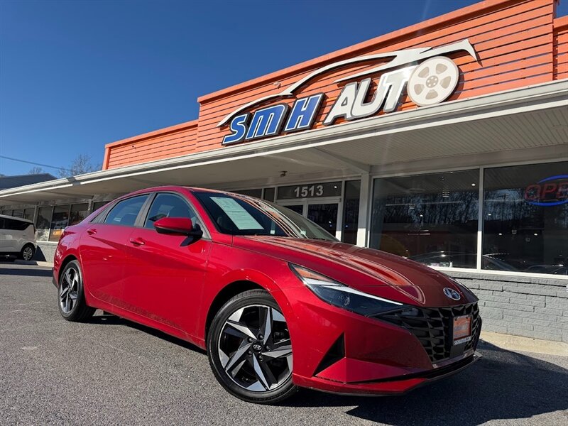 2023 Hyundai ELANTRA SEL  