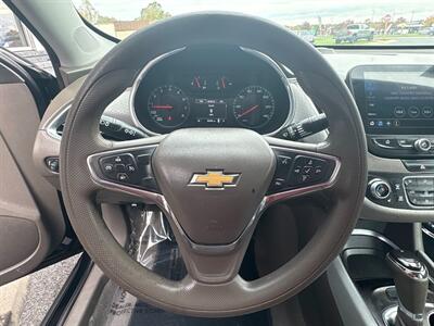 2019 Chevrolet Malibu LT   - Photo 20 - Frederick, MD 21702
