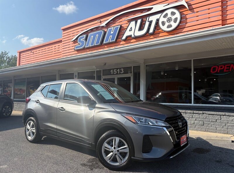 2023 Nissan Kicks S  