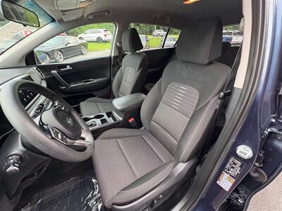 2021 Kia Sportage LX   - Photo 8 - Frederick, MD 21702