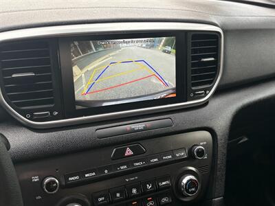 2021 Kia Sportage LX   - Photo 4 - Frederick, MD 21702