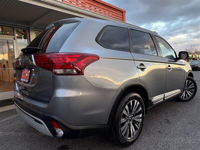 2019 Mitsubishi Outlander SE   - Photo 36 - Frederick, MD 21702