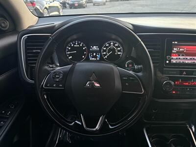 2019 Mitsubishi Outlander SE   - Photo 43 - Frederick, MD 21702