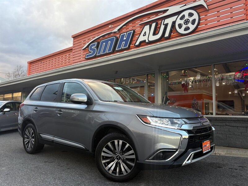 2019 Mitsubishi Outlander SE's photo