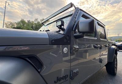 2020 Jeep Gladiator Sport S   - Photo 54 - Frederick, MD 21702