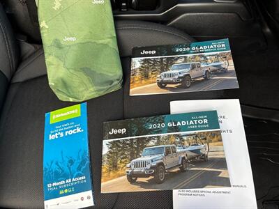 2020 Jeep Gladiator Sport S   - Photo 38 - Frederick, MD 21702