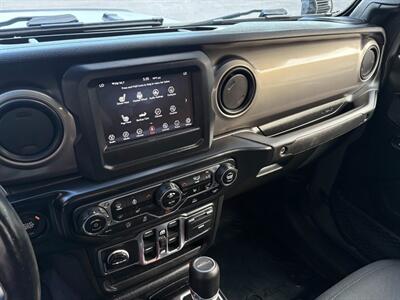2020 Jeep Gladiator Sport S   - Photo 20 - Frederick, MD 21702