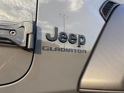 2020 Jeep Gladiator Sport S   - Photo 32 - Frederick, MD 21702