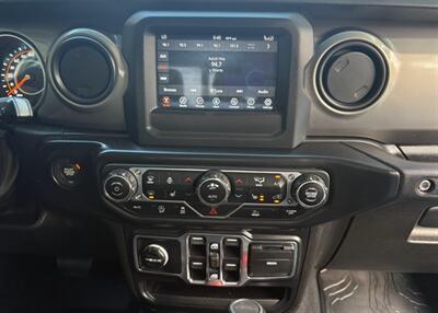 2020 Jeep Gladiator Sport S   - Photo 40 - Frederick, MD 21702