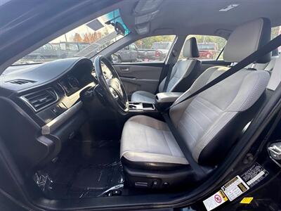 2017 Toyota Camry SE   - Photo 3 - Frederick, MD 21702