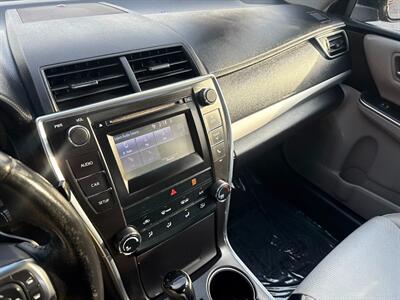 2017 Toyota Camry SE   - Photo 17 - Frederick, MD 21702