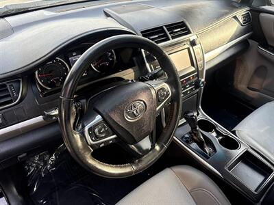 2017 Toyota Camry SE   - Photo 2 - Frederick, MD 21702