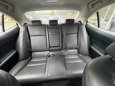 2017 Lexus IS 300   - Photo 16 - Frederick, MD 21702