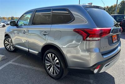 2019 Mitsubishi Outlander SE   - Photo 11 - Frederick, MD 21702