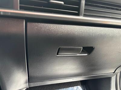 2024 Mazda CX-30 2.5 S Select Sport   - Photo 37 - Frederick, MD 21702