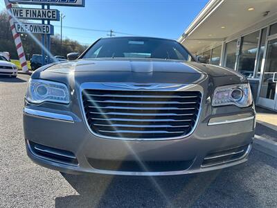 2012 Chrysler 300 Series   - Photo 5 - Frederick, MD 21702