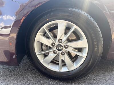 2016 Kia Optima LX   - Photo 38 - Frederick, MD 21702