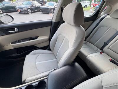 2016 Kia Optima LX   - Photo 17 - Frederick, MD 21702