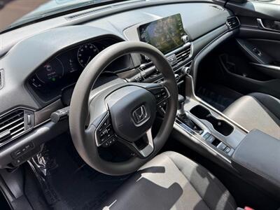 2022 Honda Accord LX   - Photo 2 - Frederick, MD 21702