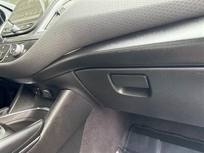 2017 Chevrolet Malibu LT   - Photo 37 - Frederick, MD 21702