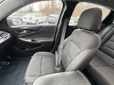 2017 Chevrolet Malibu LT   - Photo 23 - Frederick, MD 21702