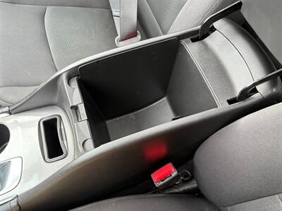 2017 Chevrolet Malibu LT   - Photo 25 - Frederick, MD 21702