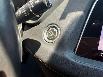 2020 Cadillac XT4 Premium Luxury   - Photo 16 - Frederick, MD 21702