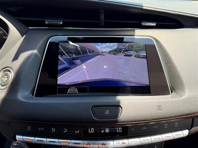 2020 Cadillac XT4 Premium Luxury   - Photo 9 - Frederick, MD 21702
