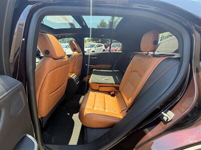 2020 Cadillac XT4 Premium Luxury   - Photo 11 - Frederick, MD 21702