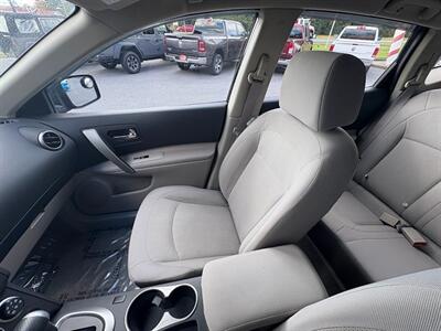 2014 Nissan Rogue Select S   - Photo 10 - Frederick, MD 21702