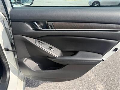 2018 Honda Accord Touring - Photo 30 - Frederick, MD 21702