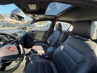 2018 Volkswagen Jetta 1.8T SE Sport   - Photo 4 - Frederick, MD 21702