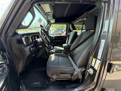 2018 Jeep Wrangler Unlimited Sport S   - Photo 27 - Frederick, MD 21702