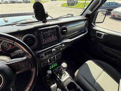 2018 Jeep Wrangler Unlimited Sport S   - Photo 5 - Frederick, MD 21702