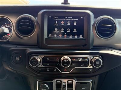 2018 Jeep Wrangler Unlimited Sport S   - Photo 31 - Frederick, MD 21702