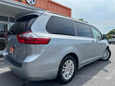 2016 Toyota Sienna XLE 7-Passenger Auto   - Photo 24 - Frederick, MD 21702