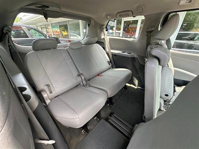 2016 Toyota Sienna XLE 7-Passenger Auto   - Photo 27 - Frederick, MD 21702