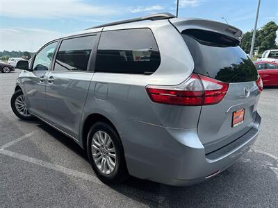 2016 Toyota Sienna XLE 7-Passenger Auto   - Photo 15 - Frederick, MD 21702