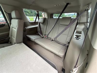 2019 GMC Yukon XL SLT   - Photo 8 - Frederick, MD 21702