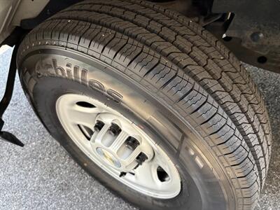 2022 Chevrolet Express 2500   - Photo 33 - Frederick, MD 21702