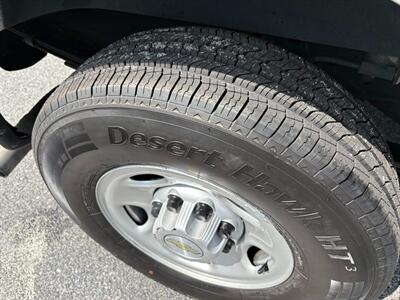2022 Chevrolet Express 2500   - Photo 37 - Frederick, MD 21702