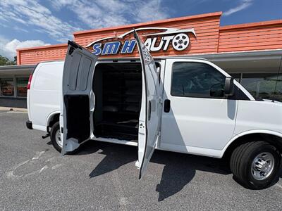 2022 Chevrolet Express 2500   - Photo 15 - Frederick, MD 21702