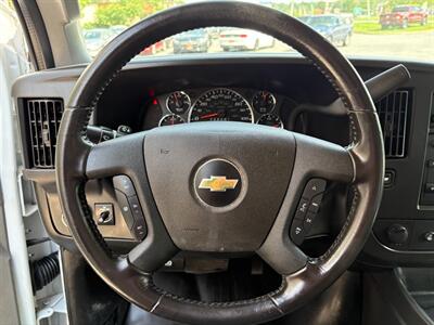 2022 Chevrolet Express 2500   - Photo 24 - Frederick, MD 21702