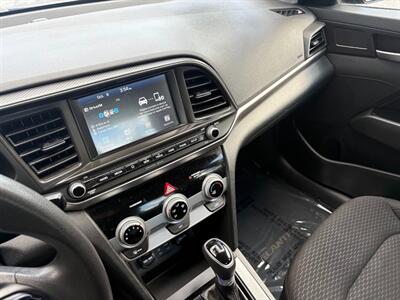 2019 Hyundai ELANTRA SEL   - Photo 6 - Frederick, MD 21702