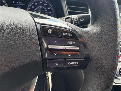 2019 Hyundai ELANTRA SEL   - Photo 10 - Frederick, MD 21702