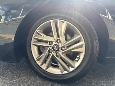 2019 Hyundai ELANTRA SEL   - Photo 49 - Frederick, MD 21702