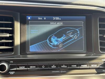 2019 Hyundai ELANTRA SEL   - Photo 8 - Frederick, MD 21702